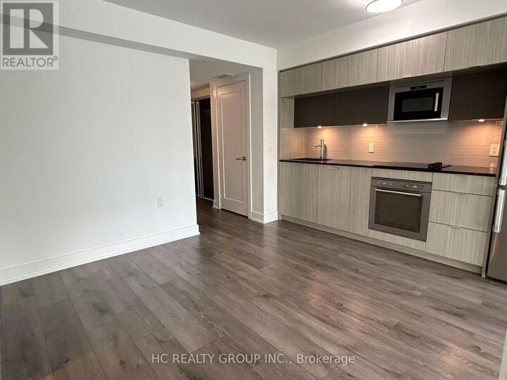 Property Photo:  575 Bloor Street East 711  ON M4W 0B2 