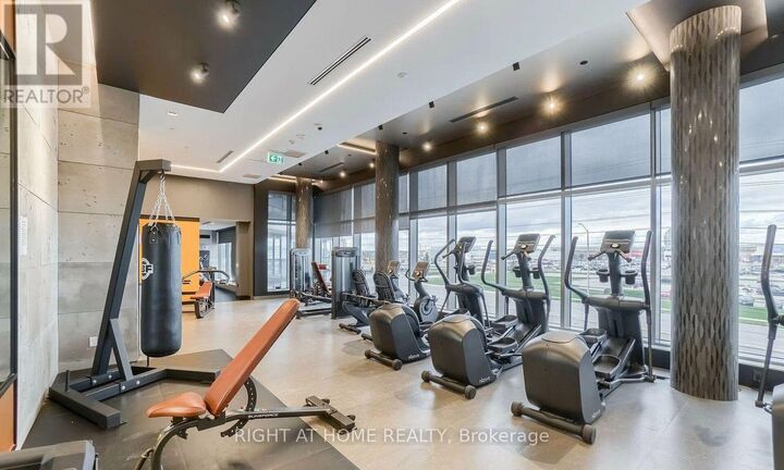Property Photo: 4655 Metcalfe Avenue 609B ON L5M 0Z7