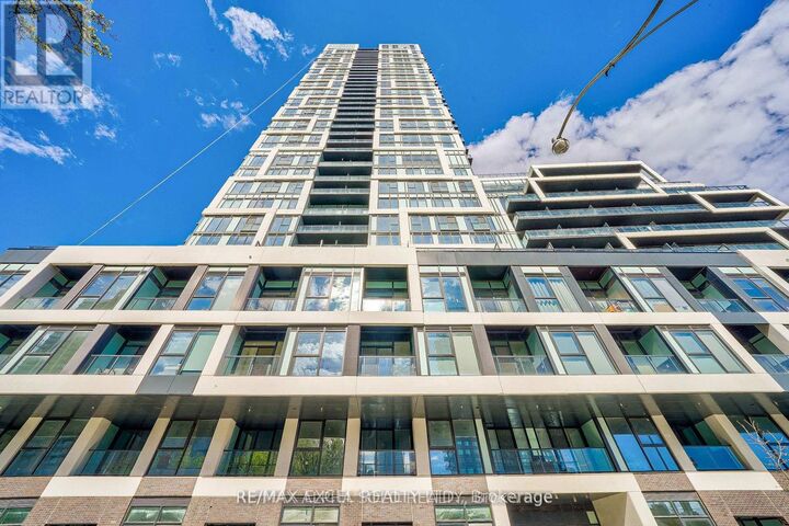 Property Photo:  5 Defries Street 3402  ON M5A 0W7 
