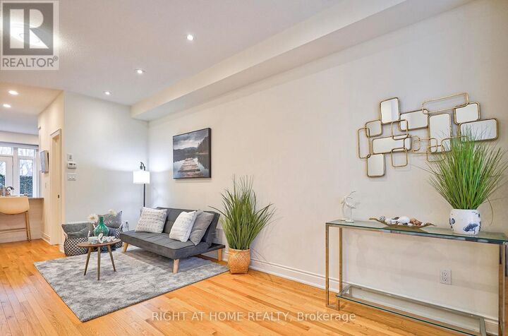 Property Photo:  15 Culloden Court Upper  ON M1C 0E9 