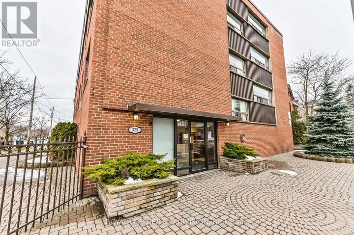 Property Photo:  325 Sammon Avenue 105  ON M4J 2A1 