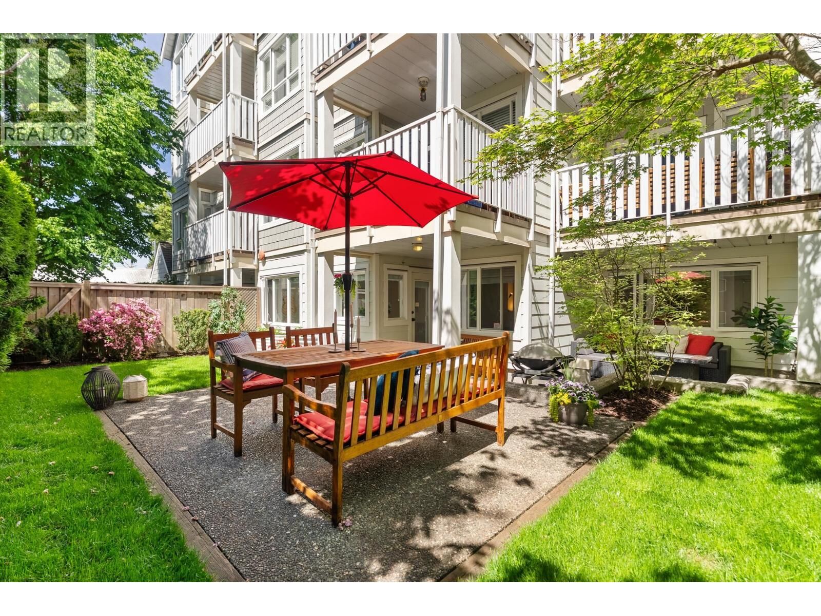 Property Photo:  1623 East 2nd Avenue 104  BC V5N 1E1 