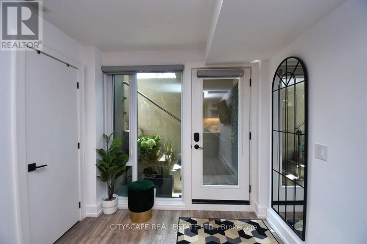 Property Photo:  703 Markham Street  ON M6G 2M2 