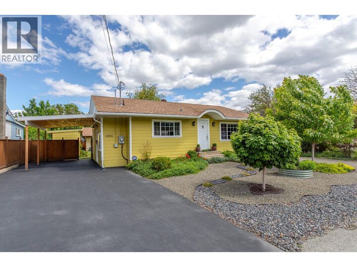 Property Photo:  14001 McPherson Avenue  BC V0H 1Z0 