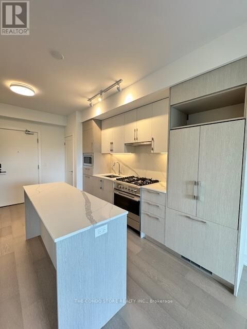 Property Photo:  8 Manor Road West 503  ON M4S 0E6 
