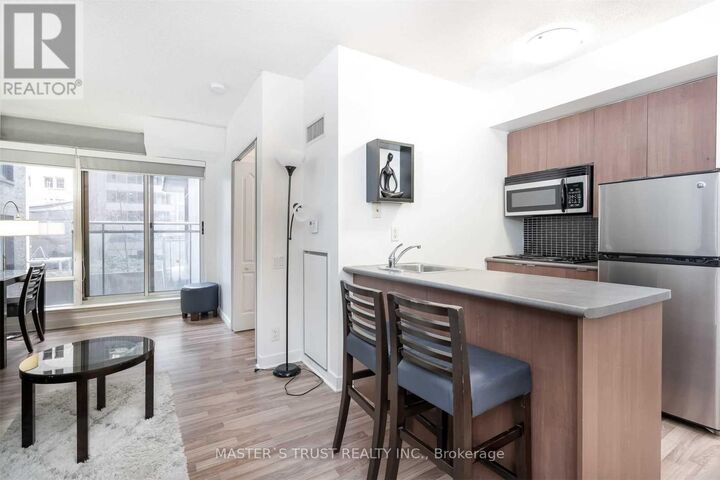 Property Photo:  8 Colborne Street 705  ON M5E 1E1 
