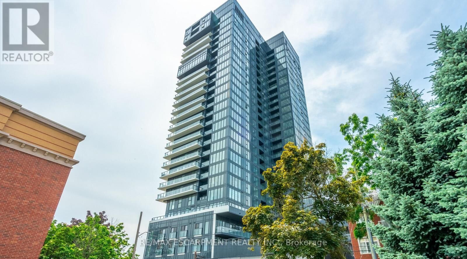 Property Photo:  370 Martha Street 309  ON L7R 0G9 