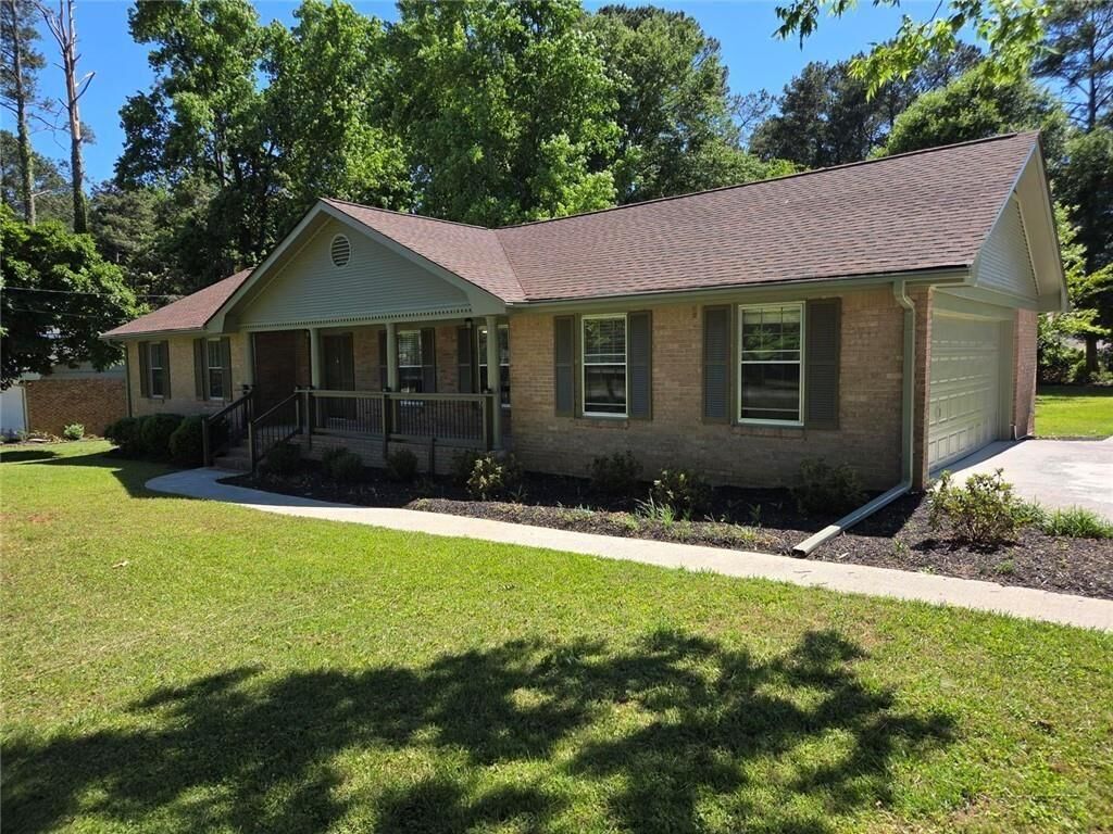 Property Photo: 1697 Fremont Drive SW GA 30087