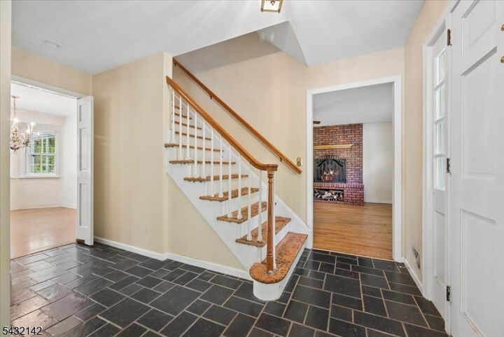 Property Photo:  48 Walnut Cir  NJ 07920 