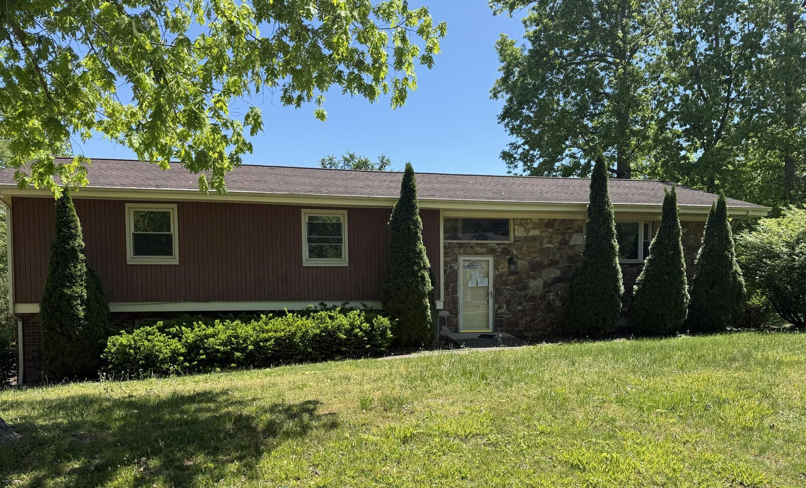 Property Photo:  51 Travelers Trail  KY 40701 