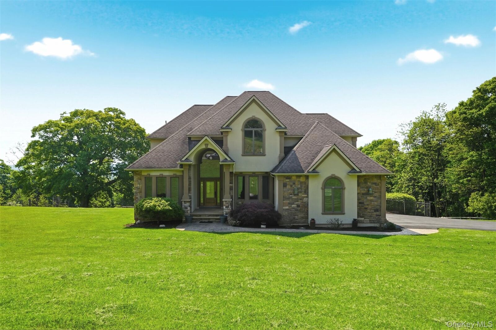 Property Photo:  4 Rachel Court  NY 12721 