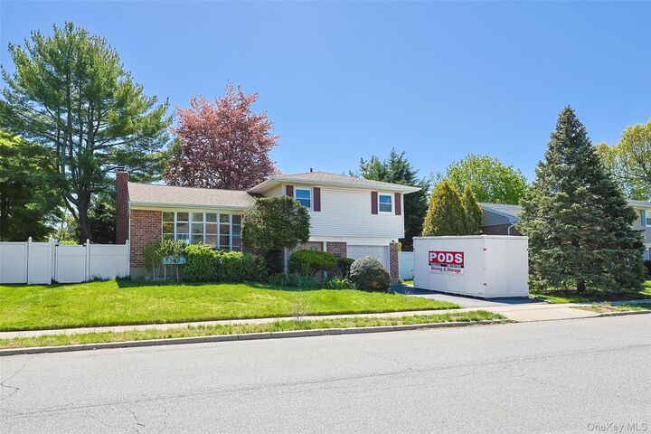 Property Photo: 29 Edna Drive NY 11791