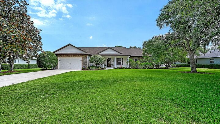 Property Photo: 2302 141st Street E FL 34212