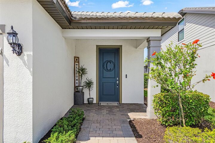 Property Photo:  3990 Spotted Eagle Way  FL 33966 