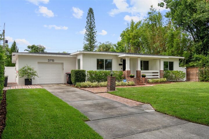 Property Photo: 3715 Wren Lane FL 32803