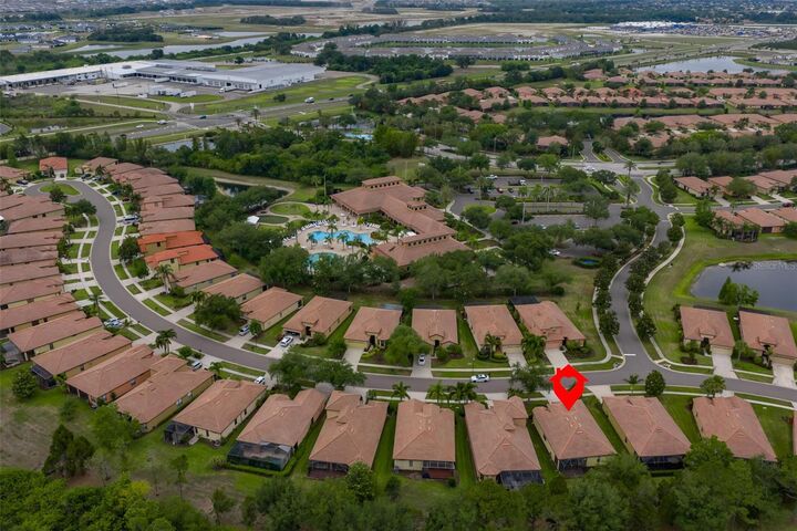 Property Photo:  147 Silver Falls Drive  FL 33572 