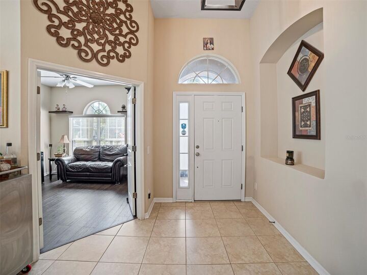 Property Photo:  11005 Rockledge View Drive  FL 33578 