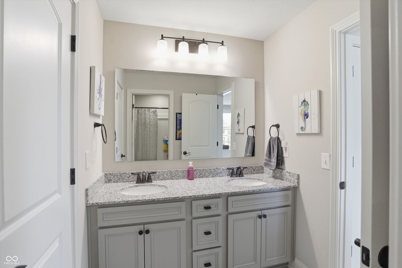Property Photo: 5166 Peachtree Road IN 46077