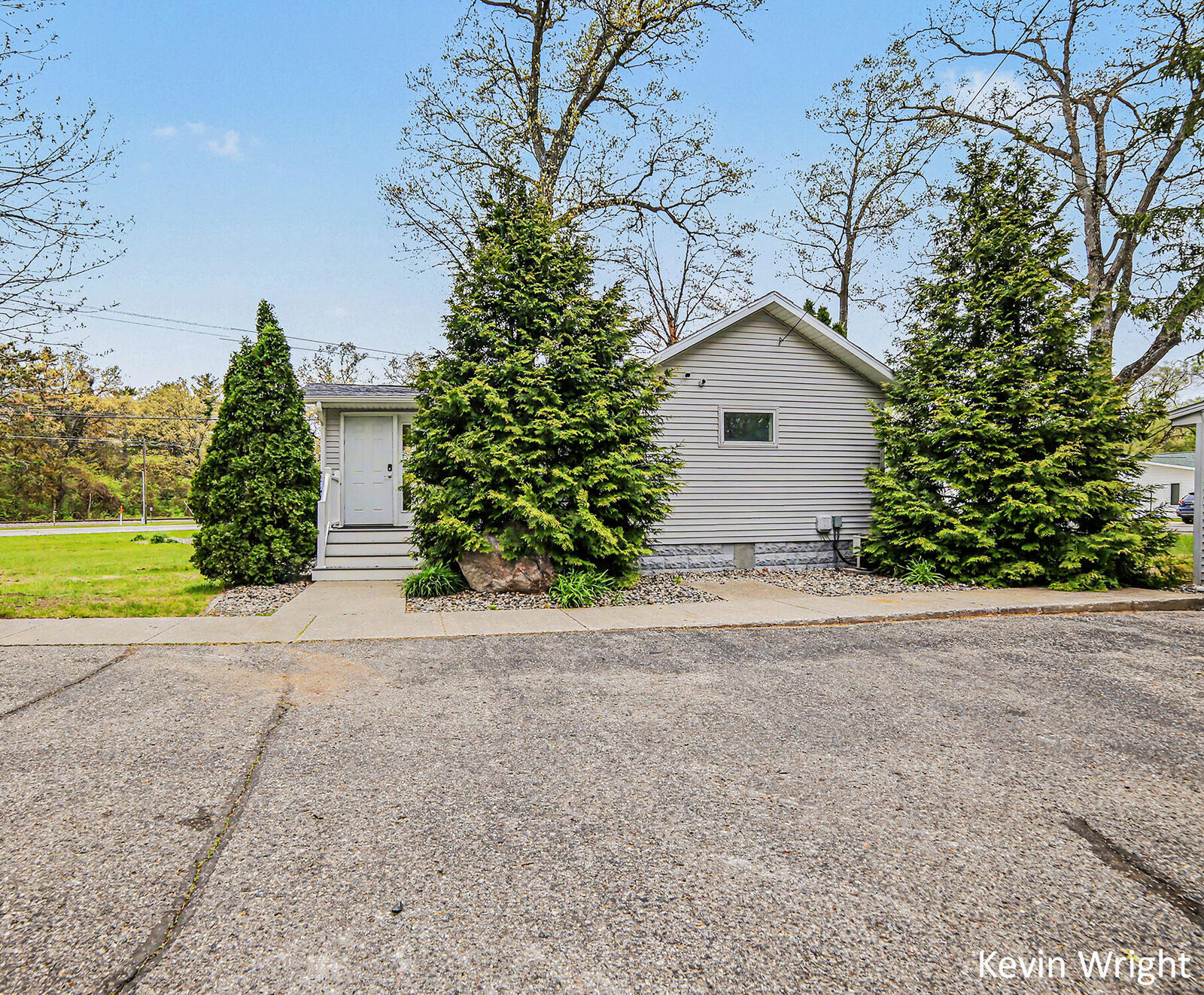 Property Photo:  5948 Holton Road  MI 49457 