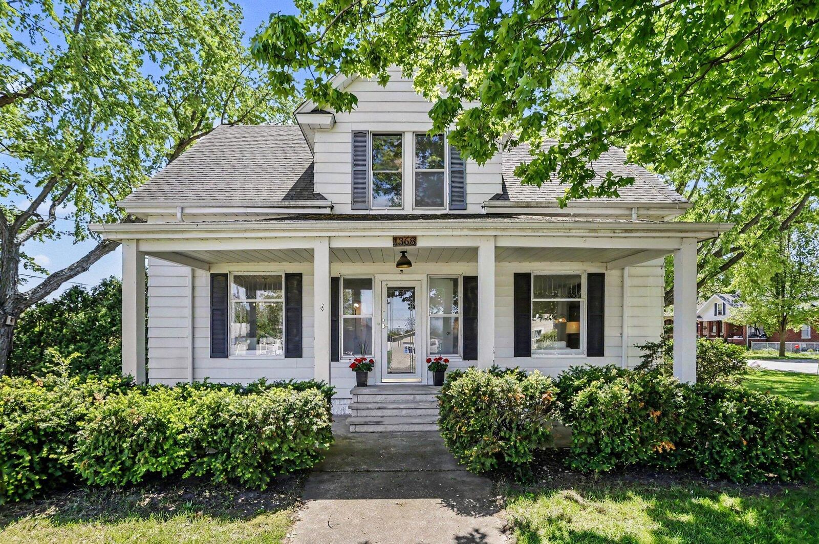 Property Photo: 1368 W Lemon Creek MI 49101