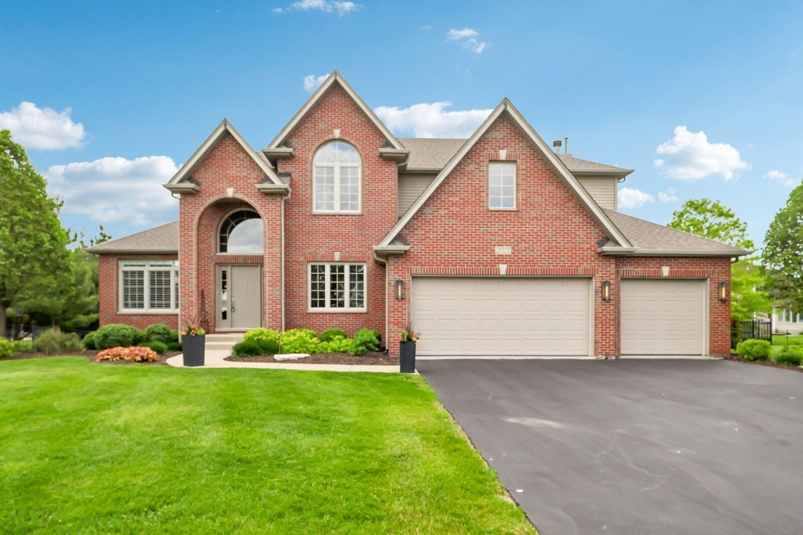 Property Photo:  25323 Wilson Court  IL 60586 