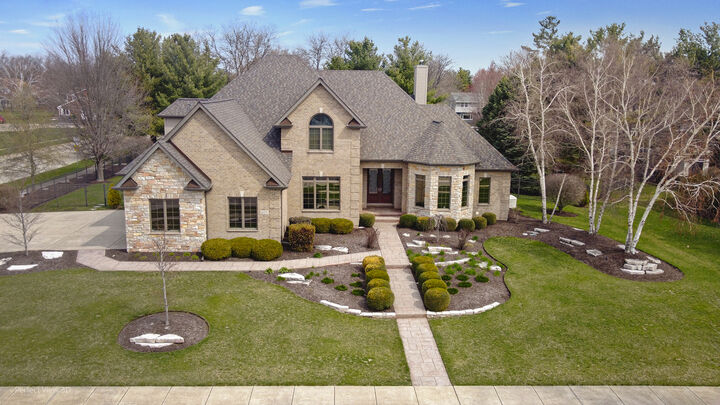 Property Photo:  605 Independence Avenue  IL 60178 