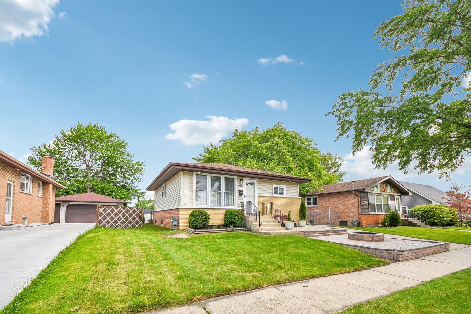 Property Photo: 4428 Lisa Lane IL 60452