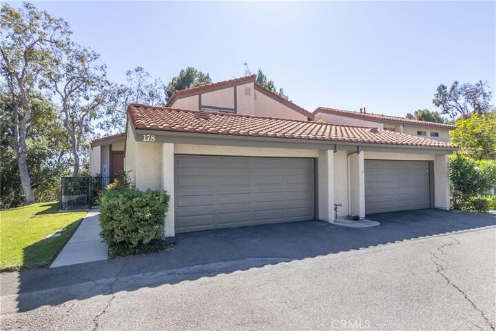 Property Photo:  11601 Tampa 178  CA 91326 