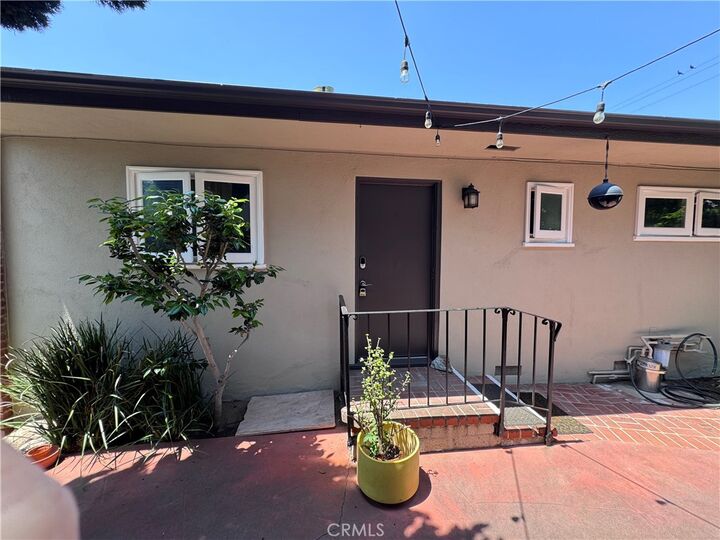 Property Photo:  1821 Glenneyre Street  CA 92651 