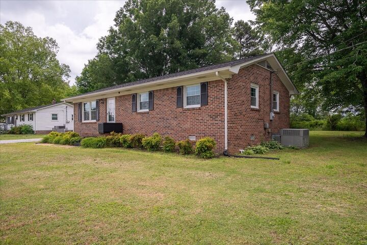 Property Photo:  3417 Gimlet Rd  TN 38464 