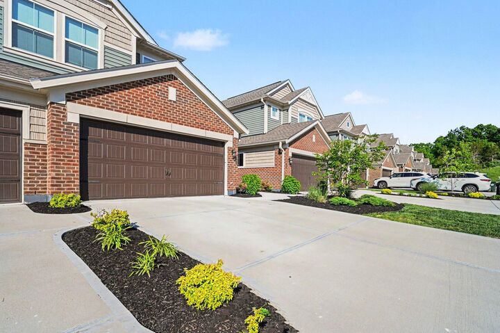 Property Photo: 7672 Devonshire Drive KY 41001