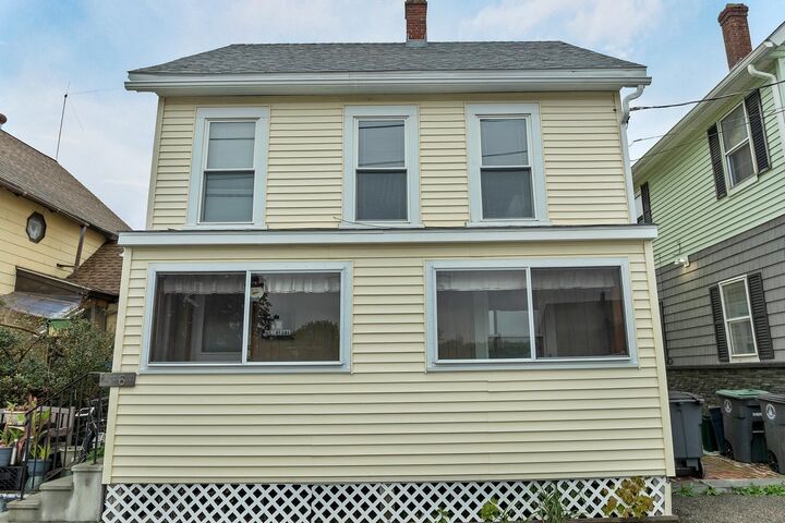 Property Photo:  6 Central Street  NH 03275 