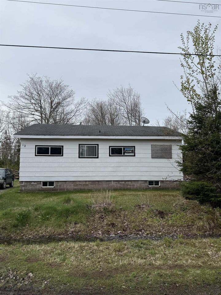 Property Photo:  12 Cedar Lane Lane  NS B0K 1K0 
