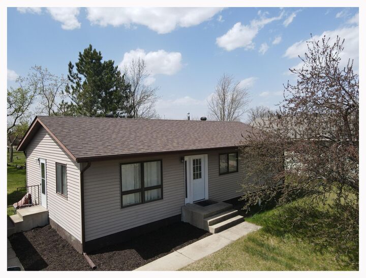 Property Photo:  501 Gould Avenue SE  MN 56601 