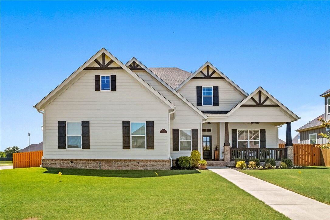 Property Photo:  6422 S 61st Street  AR 72758 