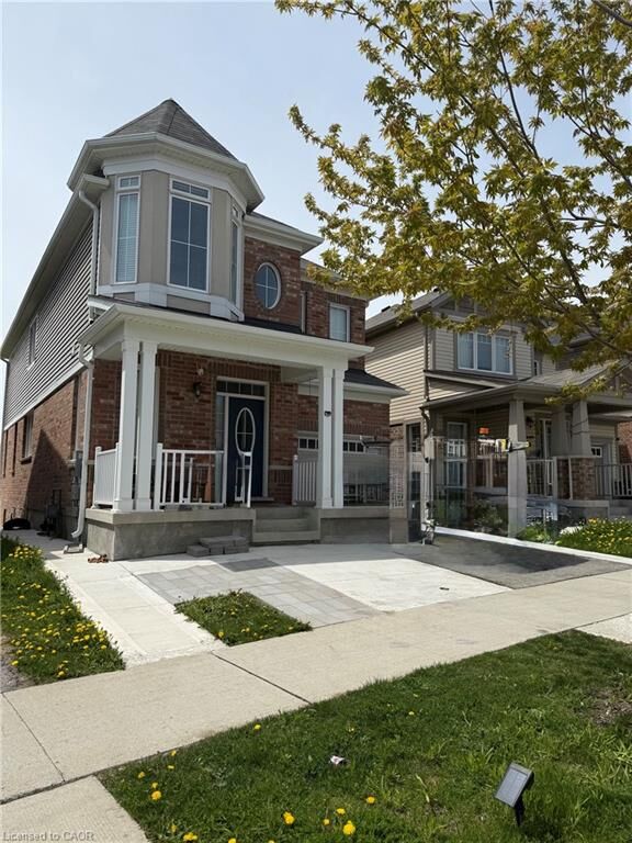 Property Photo:  63 Ridge Road Upper  ON N3E 0C6 