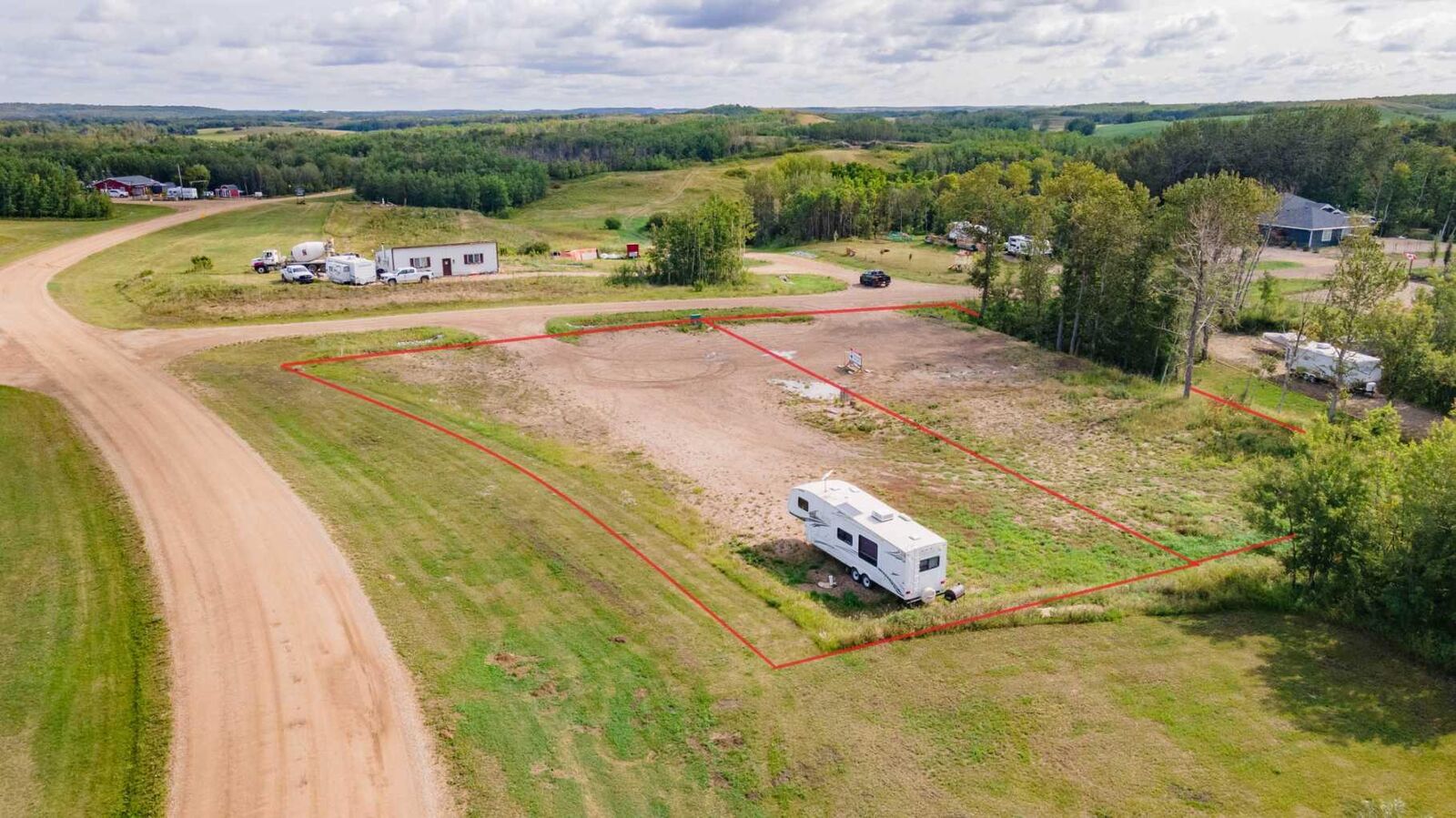 Property Photo:  21-23 Horse Shoe Lane  AB T0C 3B0 