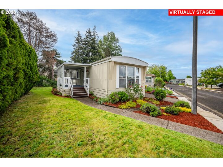 Property Photo:  1199 N Terry St 258  OR 97402 