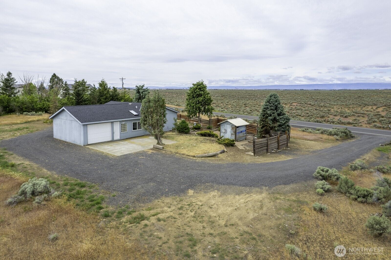 Property Photo: 11397 Dodson Road NW WA 98823