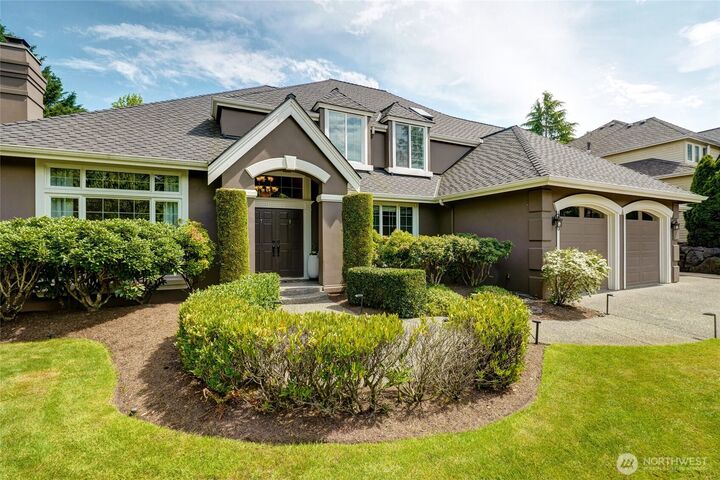 Property Photo: 1220 268th Way SE WA 98075