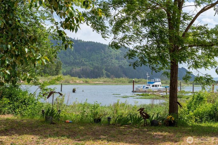 Property Photo:  369 E Birnie Slough Road  WA 98612 