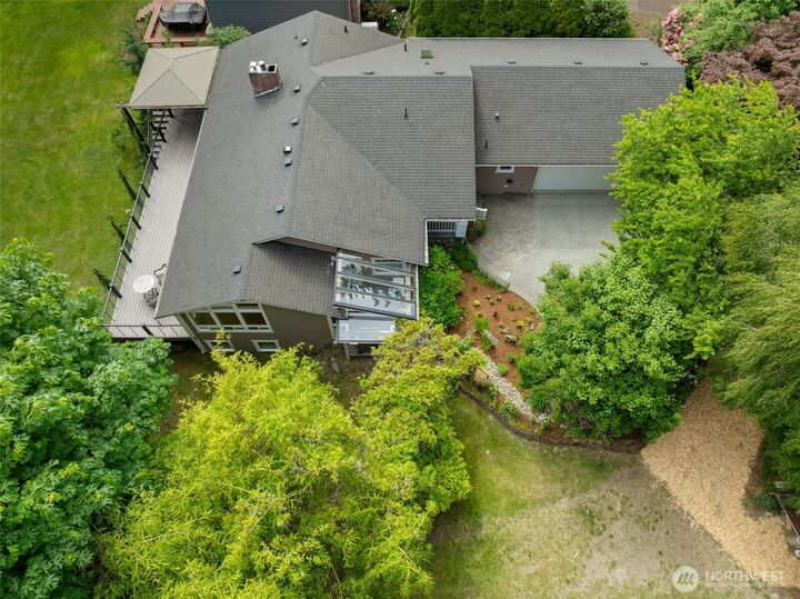 Property Photo: 11019 NE 140th Street WA 98034