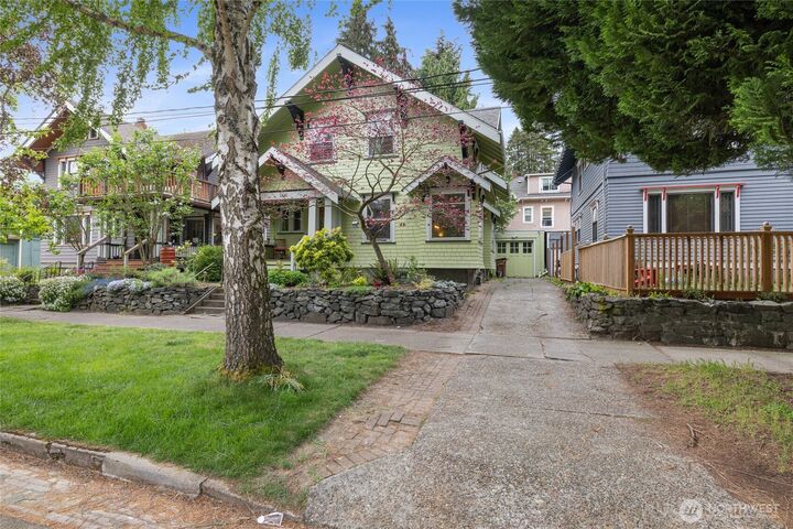 Property Photo: 1416 S 5th Street WA 98405