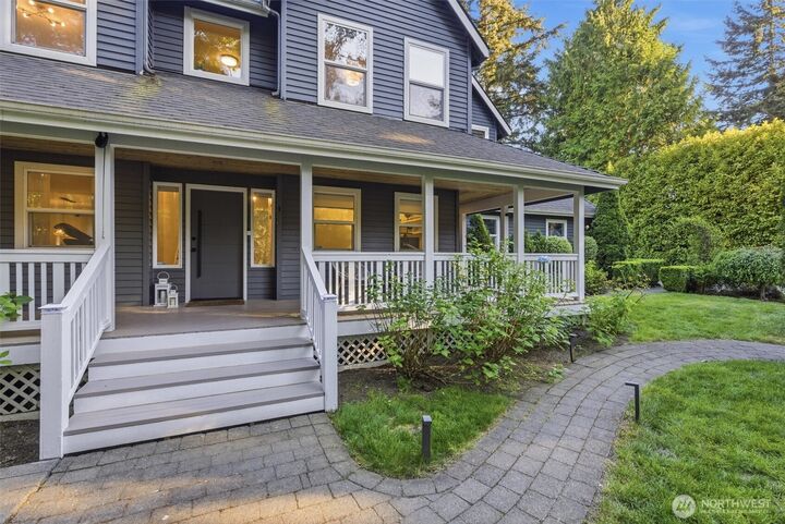 Property Photo:  12217 NE 100th Street  WA 98033 