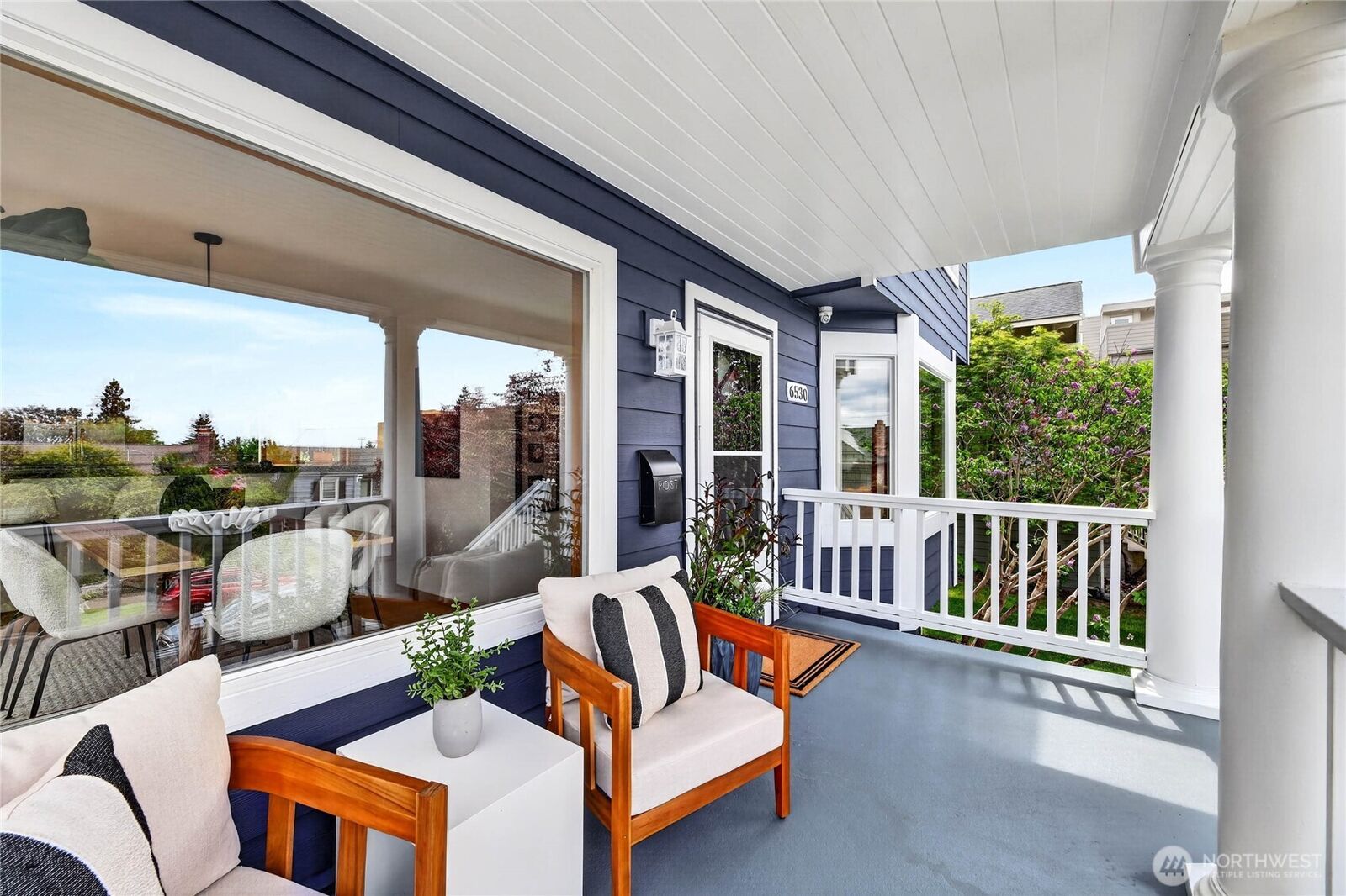 Property Photo: 6530 44th Avenue SW WA 98136