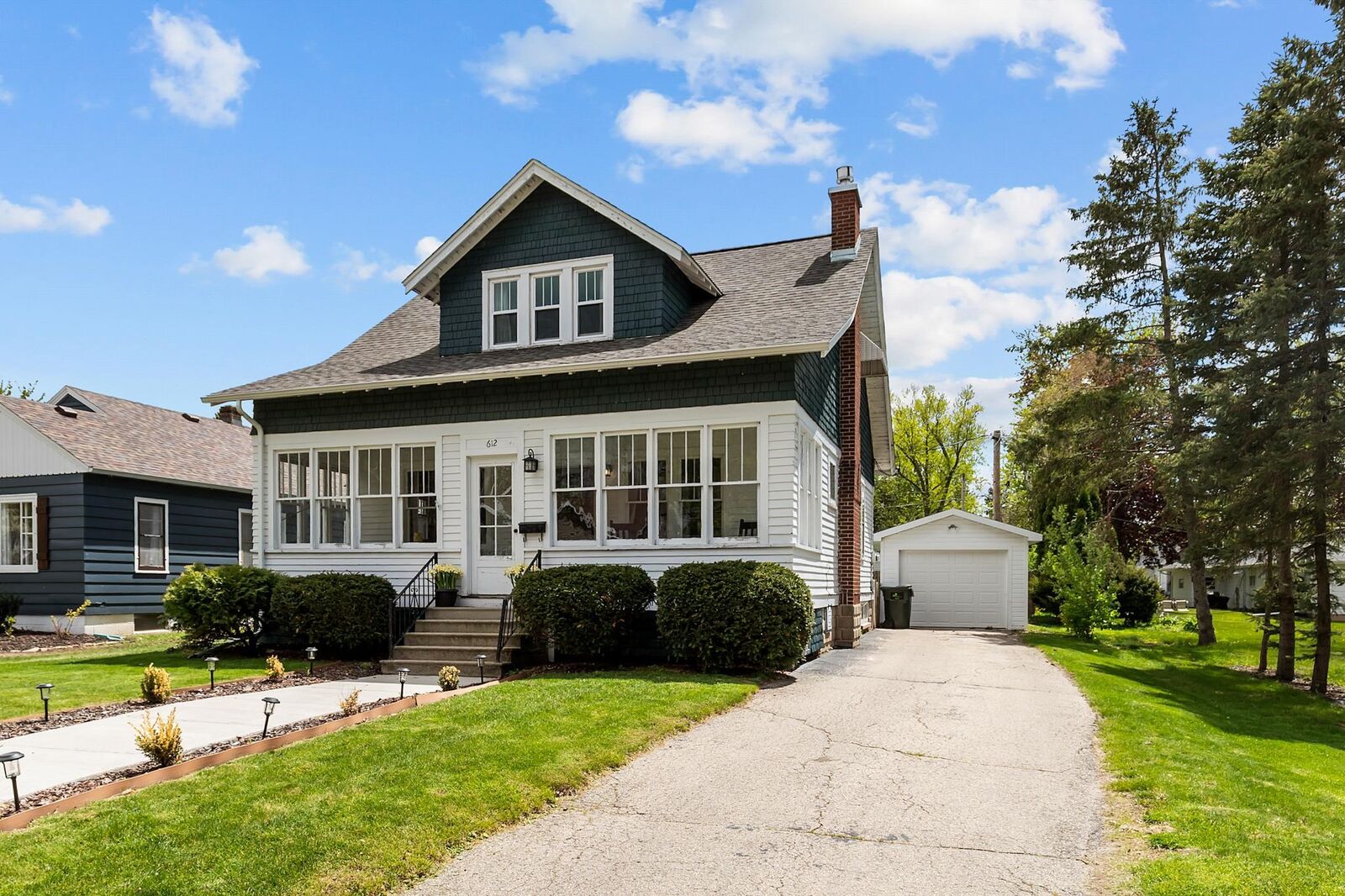 Property Photo:  612 W Buck Street  WI 54961 