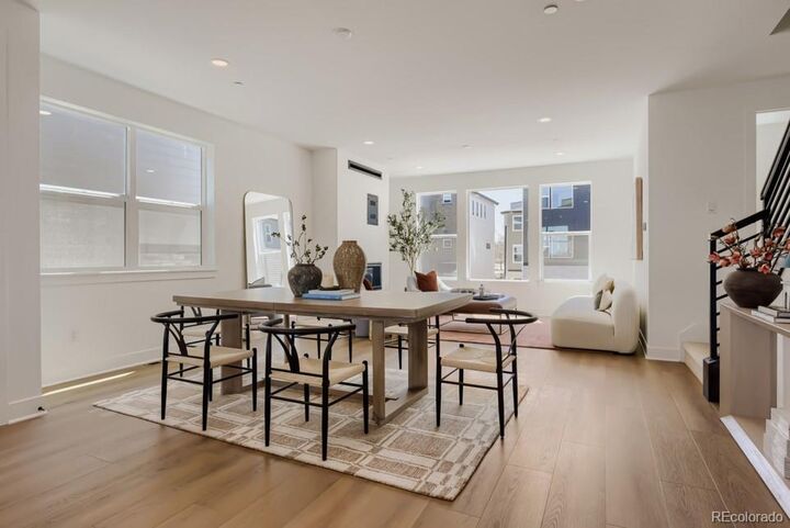 Property Photo: 10922 E Hinsdale Circle CO 80112