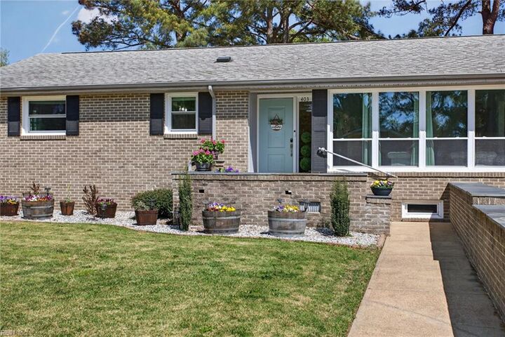 Property Photo:  403 Holloway Dr  VA 23701 