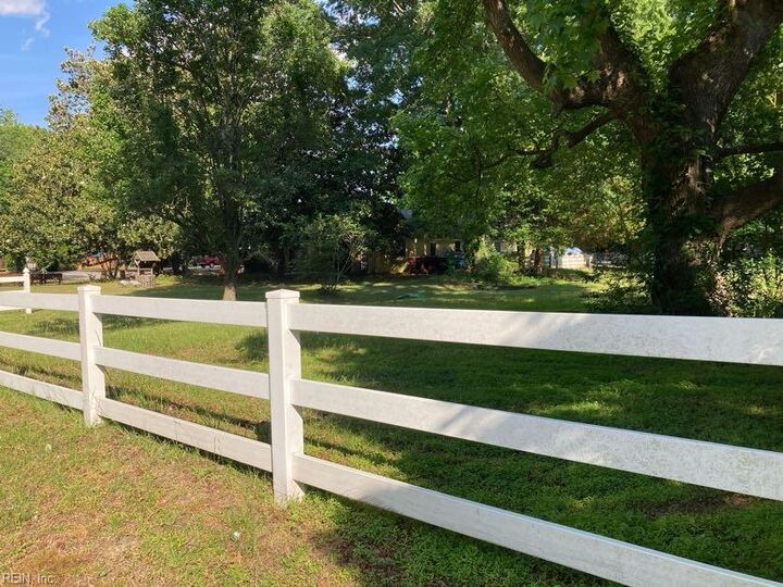 Property Photo: 4261 Taylor Rd VA 23321