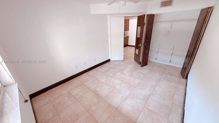 Property Photo:  470 S Park Rd 7-104  FL 33021 